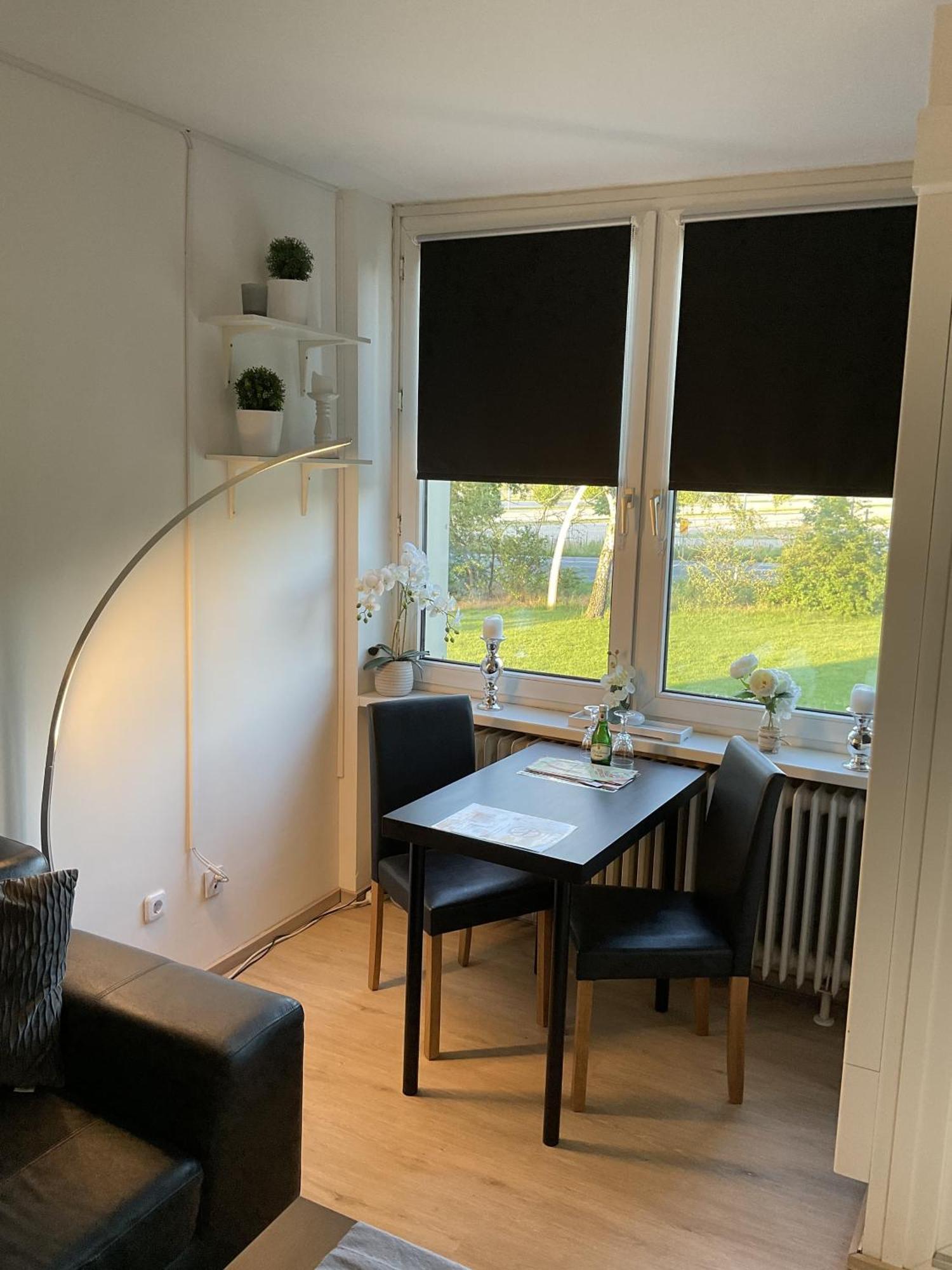 Privat Apartment - Top-Ausstattung, Aircon - Eilensteg 33 첼레 외부 사진